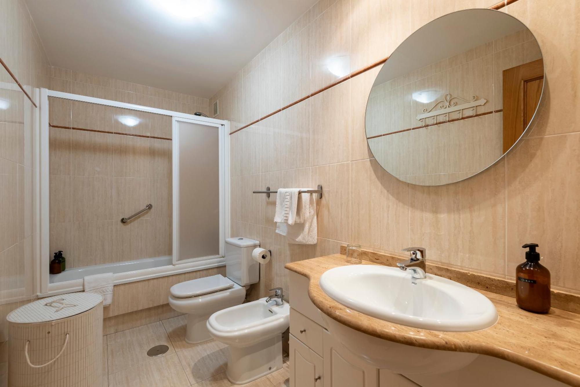 Apartamento Playa Silgar -50 M Playa Con 2 Garajes Y 3 Dormitorios Sanxenxo Eksteriør bilde